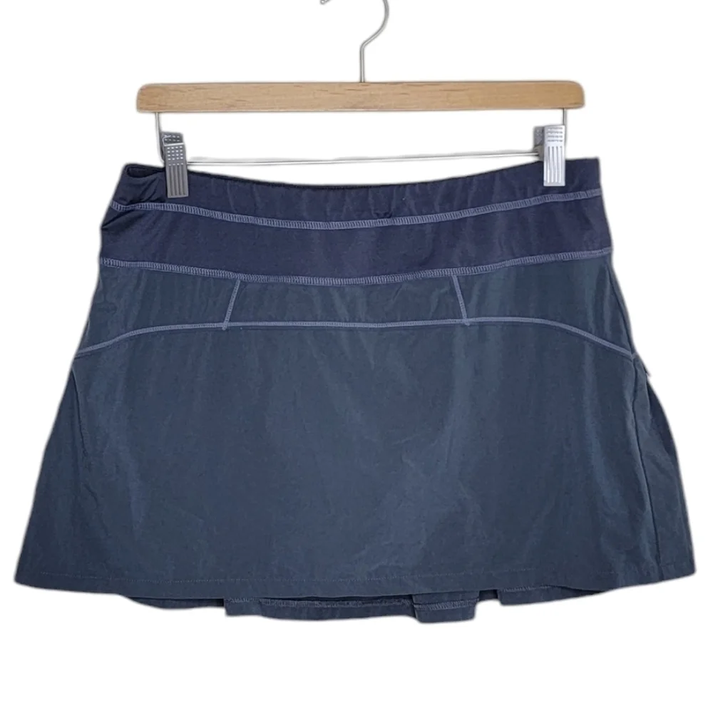 Athleta Dark Gray Runaround Skort Size Medium Golf Tennis Pickleball